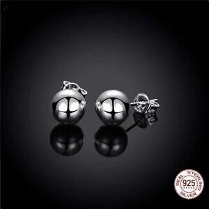 NWT S925 Sterling Silver Classic 8mm Beads Ball Sphere Orbs Studs Earrings Women